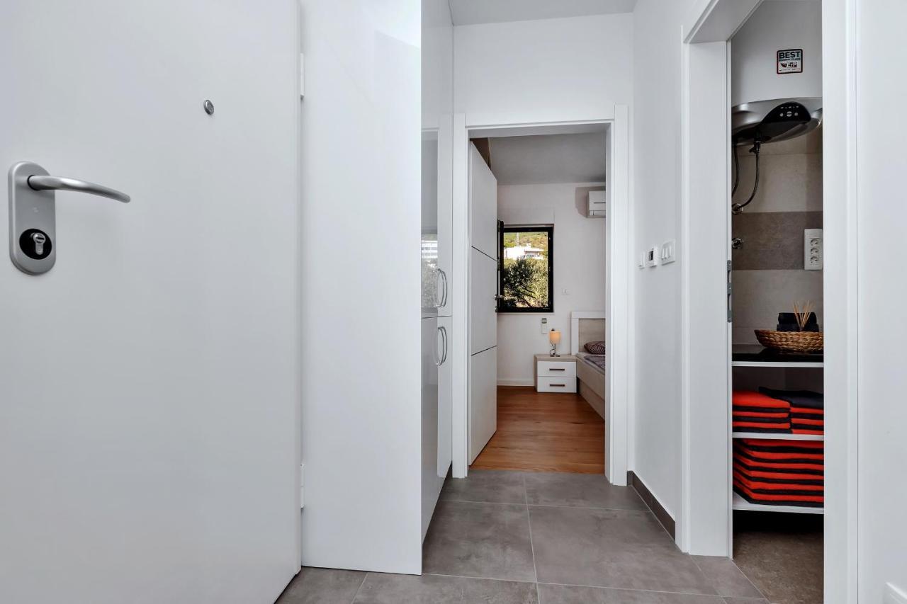 Luxury Apartment Sidro With Free Beach Parking 马卡尔斯卡 外观 照片